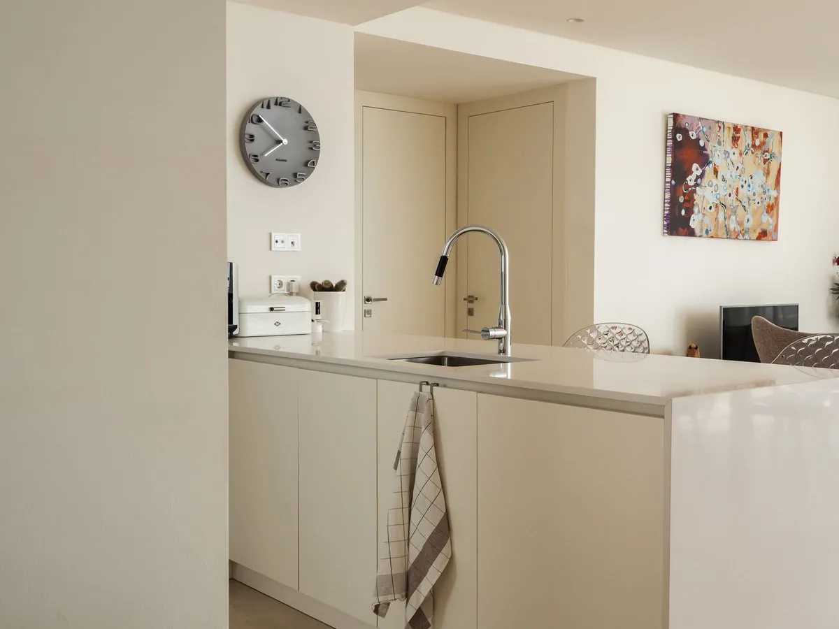 80d43c52-a2f5-4c8f-a5f4-48fe8ceb589a