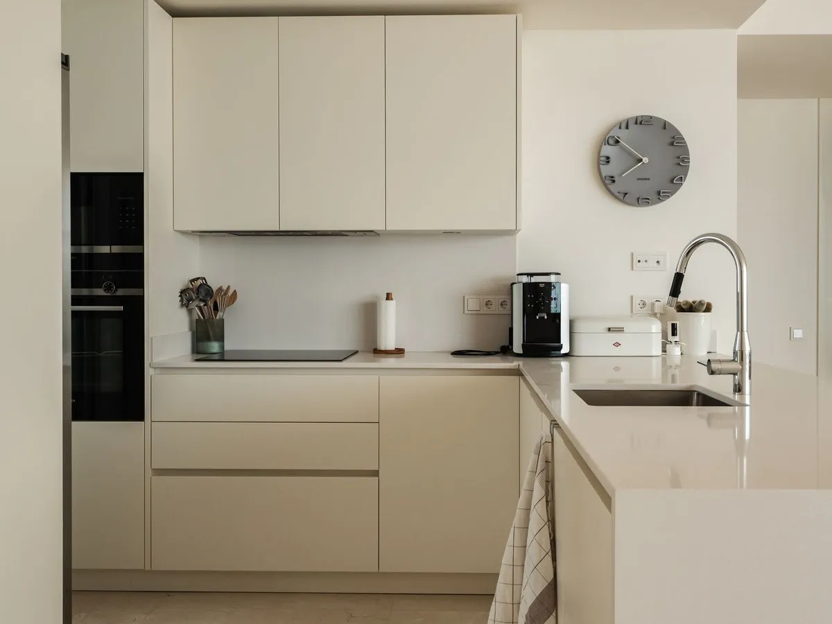 f92aa269-3958-4eaf-9e0d-73a41b7225b2