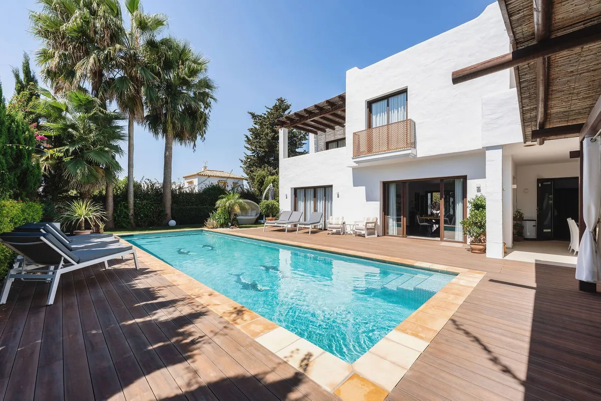 4ca73070-f01f-4372-8390-282258105b8d