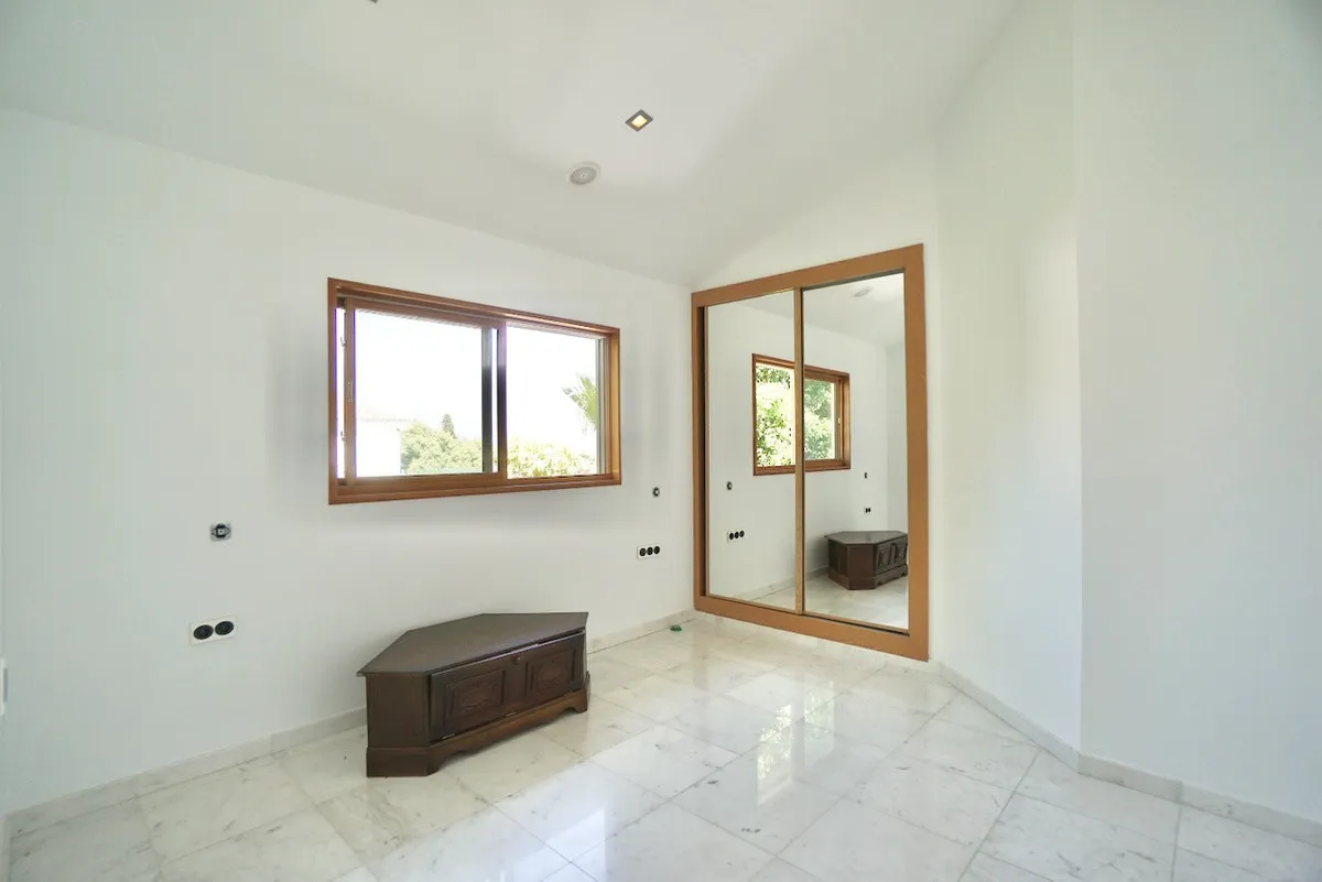 4c42c663-496e-4322-b515-b670d7f048f9