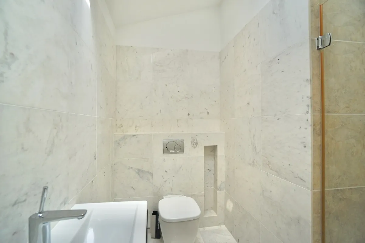 c8542706-0890-458c-8159-b4544d403580