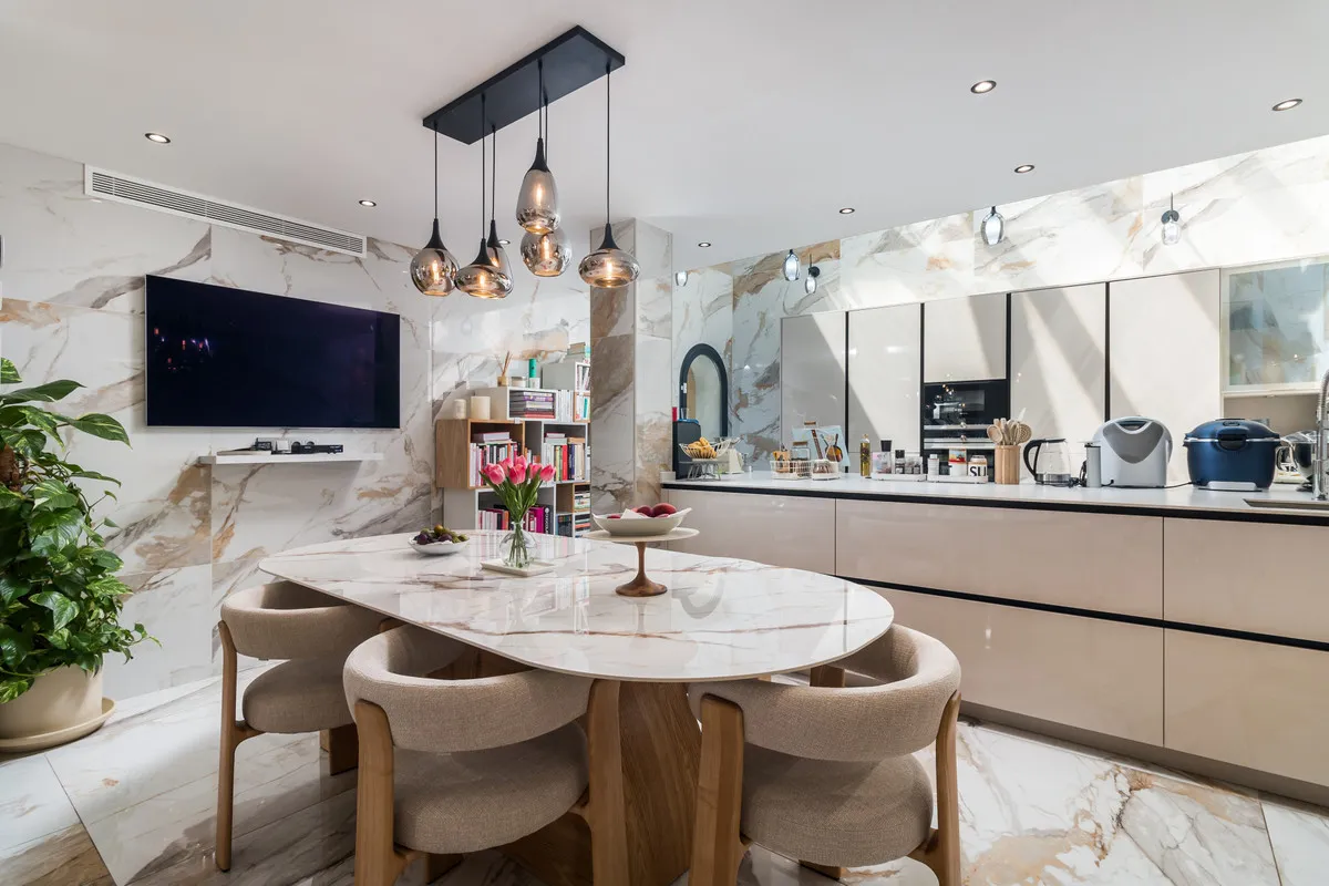 b0de88aa-ade7-4452-9cb7-9c7b7b40dd38