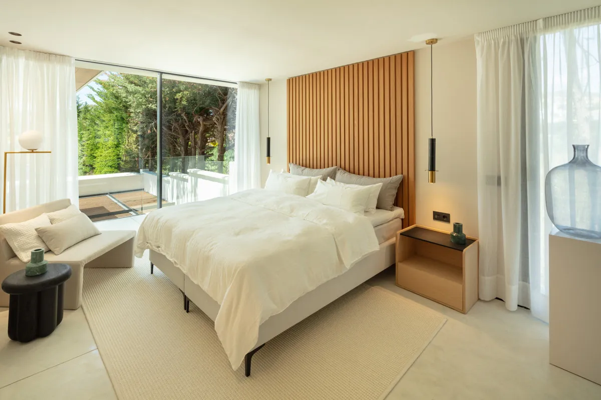 b7e60333-7f7b-4f01-81cb-45cbb83bd6ab