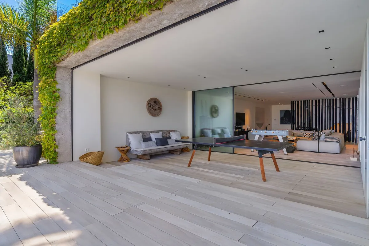 373fc52c-ec78-46ed-b584-850f283d2d7d