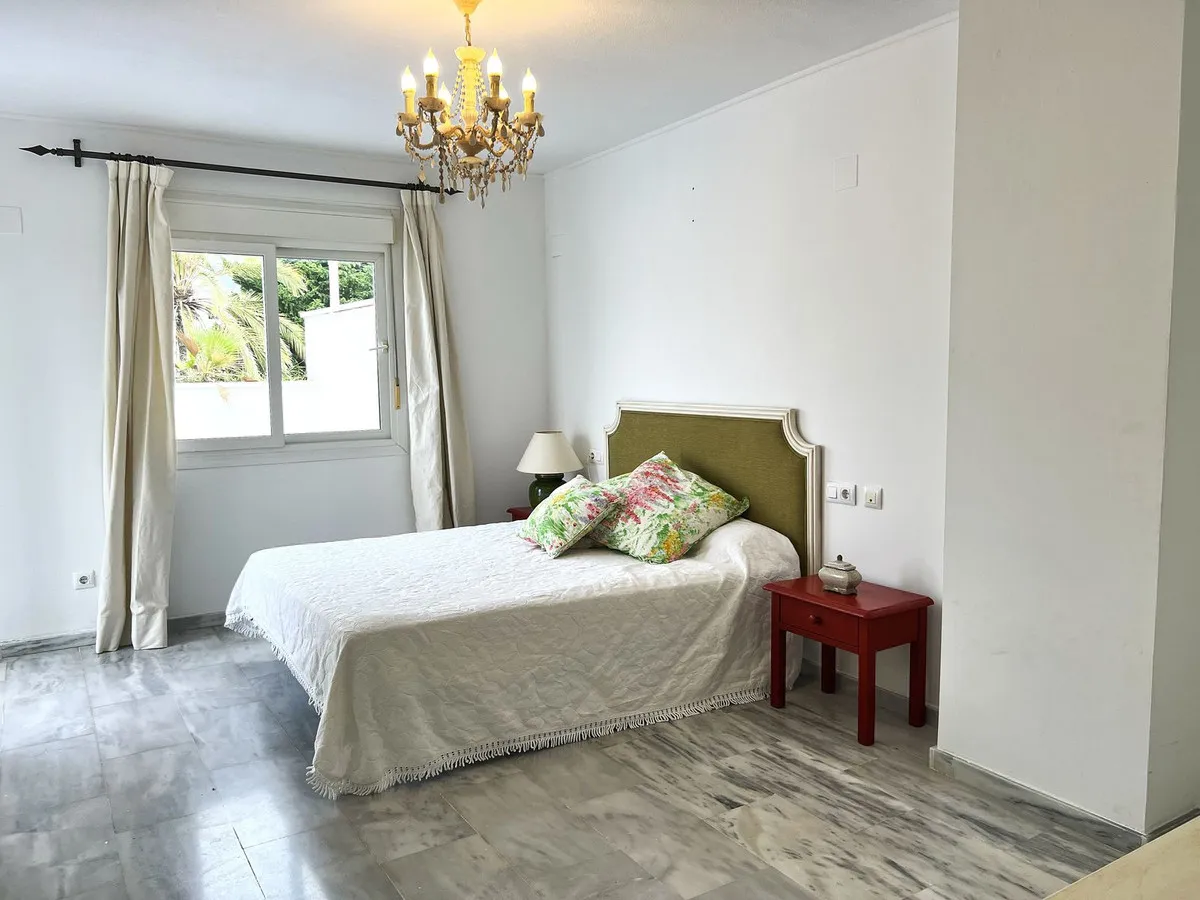 0763e4b4-044c-49b3-a00b-51c3097433da