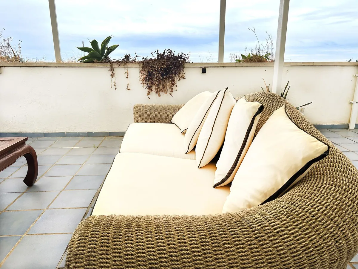 976c5675-93e8-4f6f-ab98-edc75aa6be5b