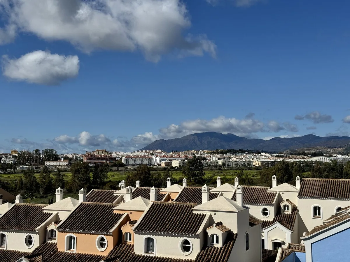 e3cf36ca-e4fd-488a-b9b1-c0546a3dfde8