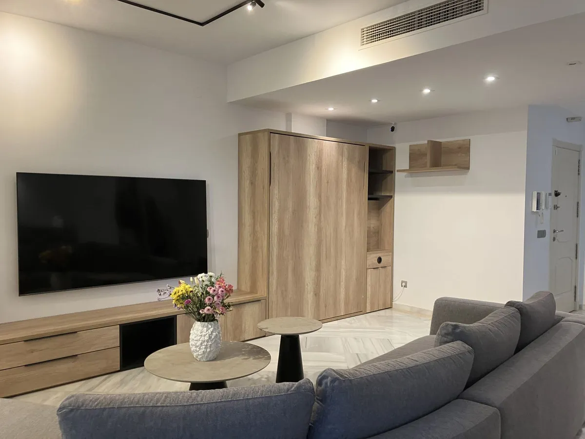 3b98ae4b-baef-4b79-9015-cce597b0926d