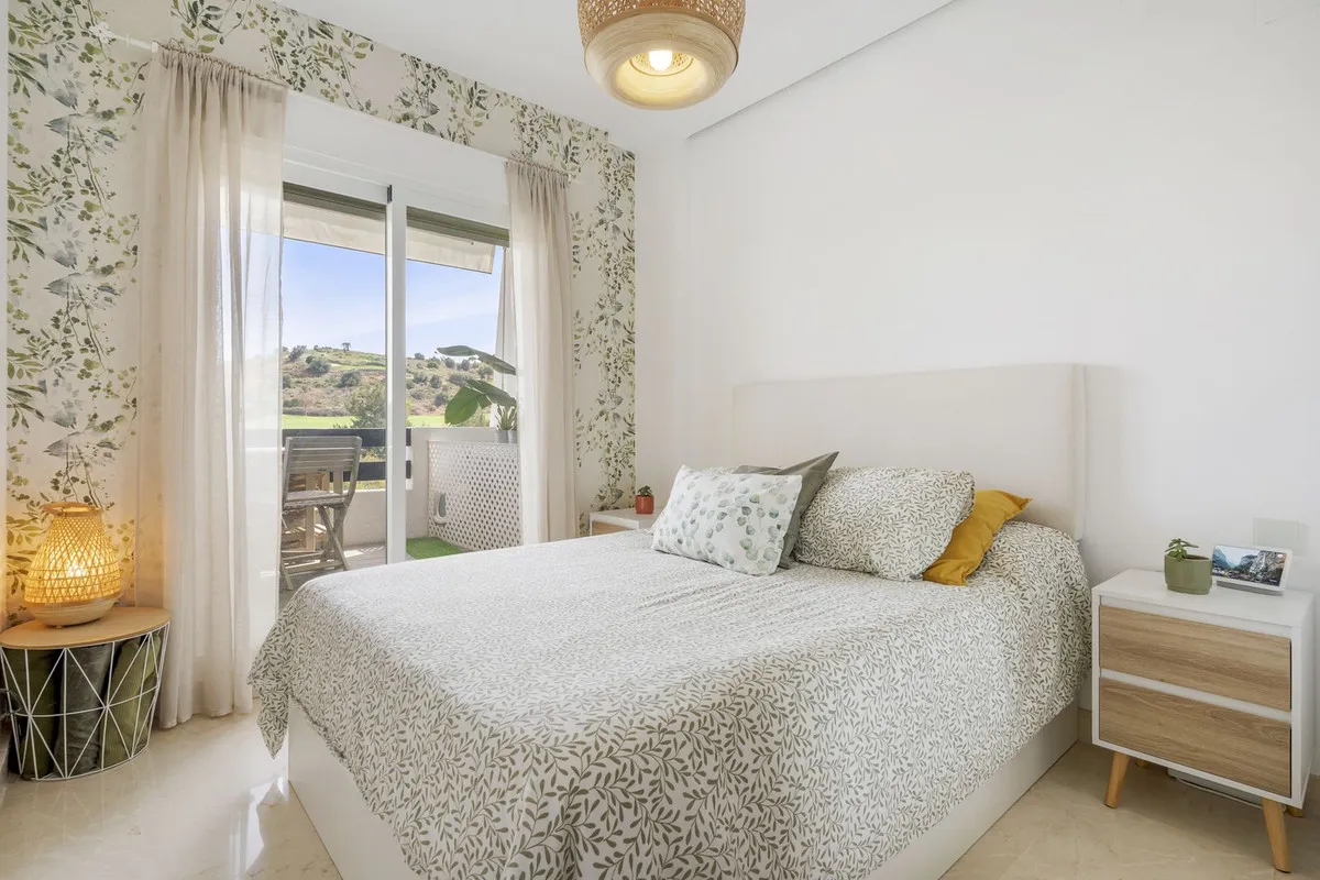 0a857e78-51ea-42f9-8d51-a3a39f1fec86