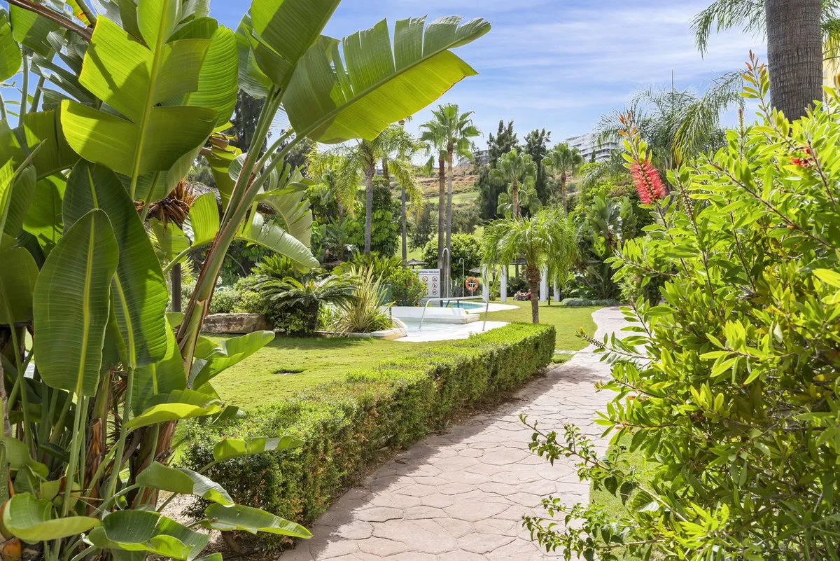 26ba22fd-ec2d-4d58-bee2-9a8f9dca372d