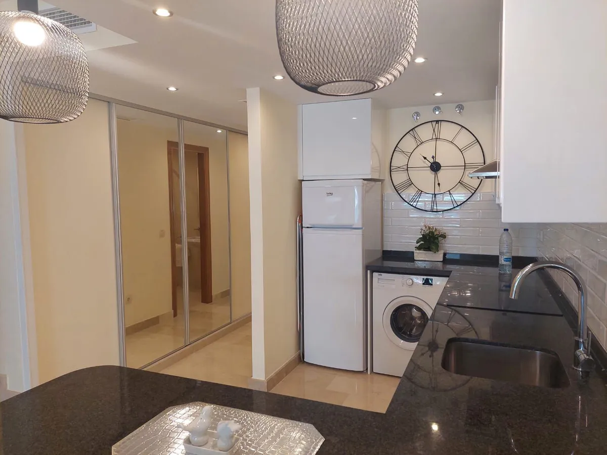 1fe04f8a-02c3-4150-95e5-fb83295c258a