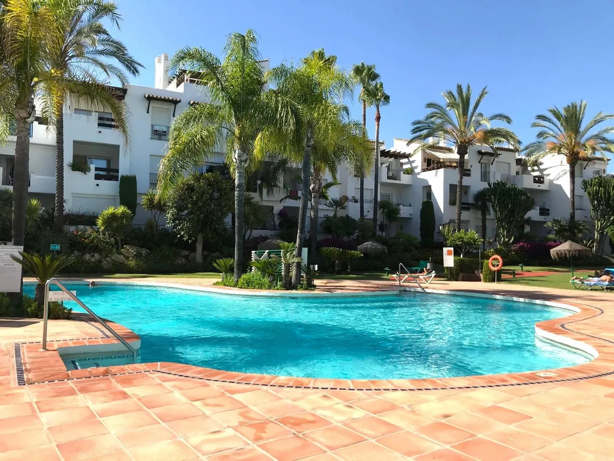 4ebb7130-ffa8-435f-85e0-27a21f827688