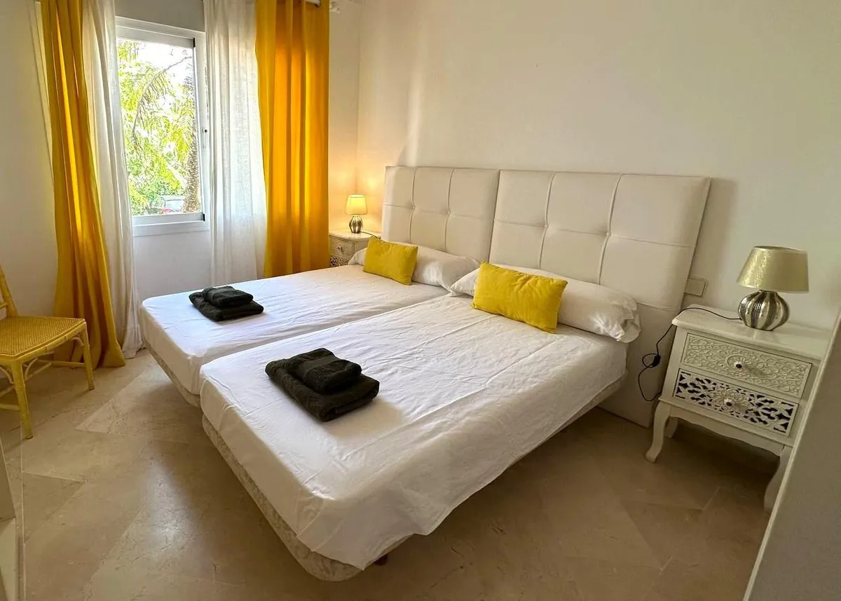 896b5aa8-7baf-4287-9ea0-8b92ee887c28