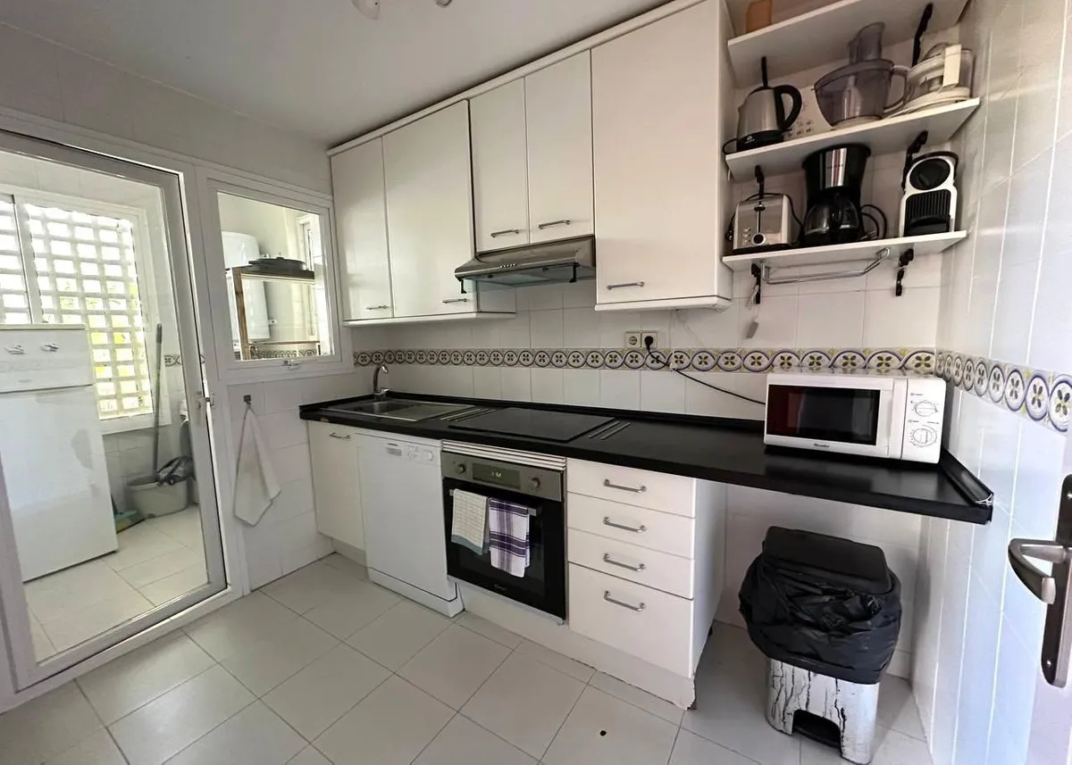 c2d2db31-9096-4cc0-a2b9-9d66dd466c68