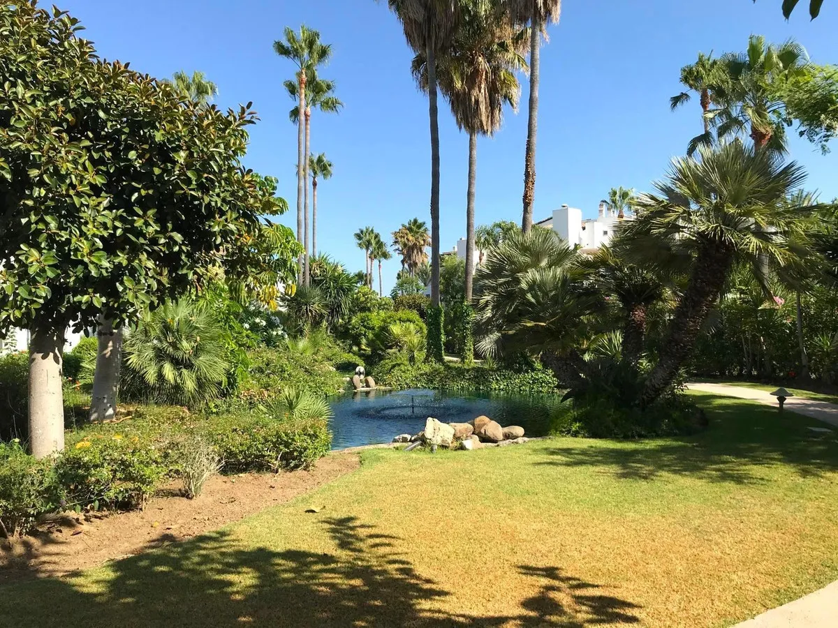 fa3afc2f-c431-4f36-8d67-ba7a7ee9860f