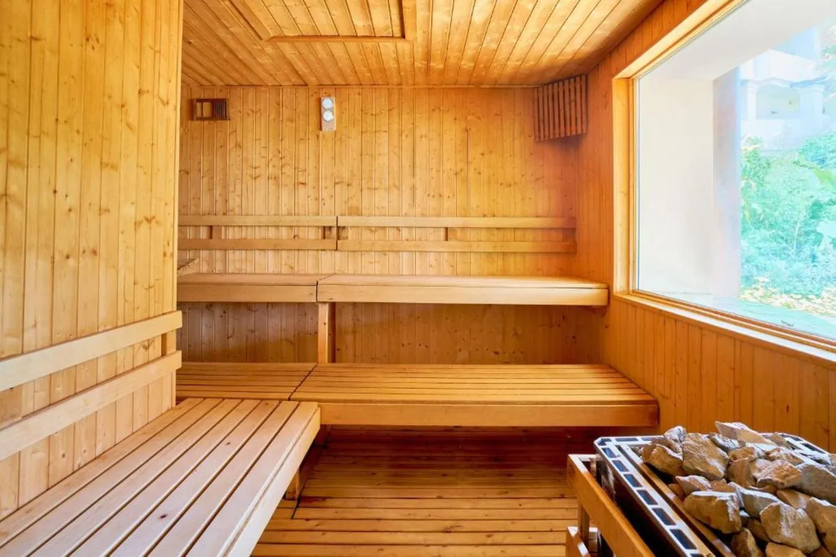 9d6155f3-3489-4628-90b0-03a60f92d060