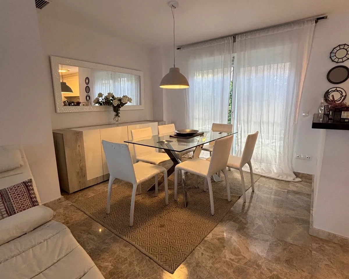 3953e21b-3650-4c73-af65-de6f884b5076