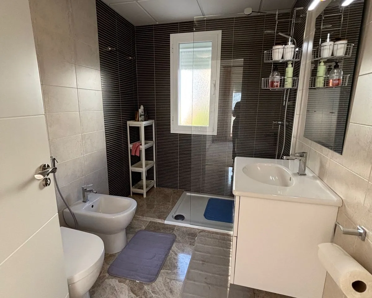 81456f93-3862-4153-972f-e12aeffbd8e8