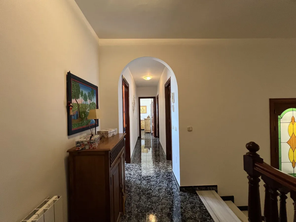 250aa90c-bb89-42aa-887d-42afee7f257e