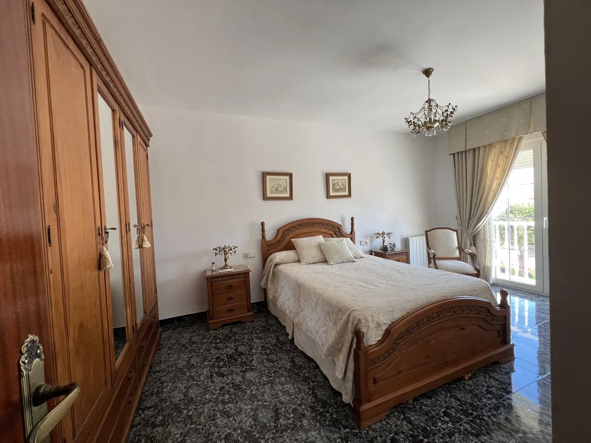 594160f2-a02d-4fe7-a2d4-d736f8b8fcab