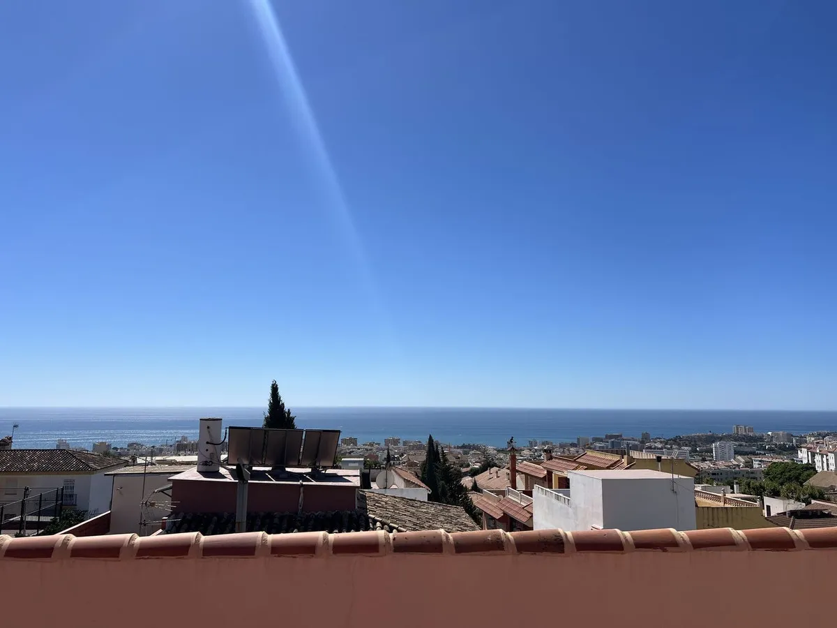 5b070885-e81f-468c-a7d0-937c096b3a6e