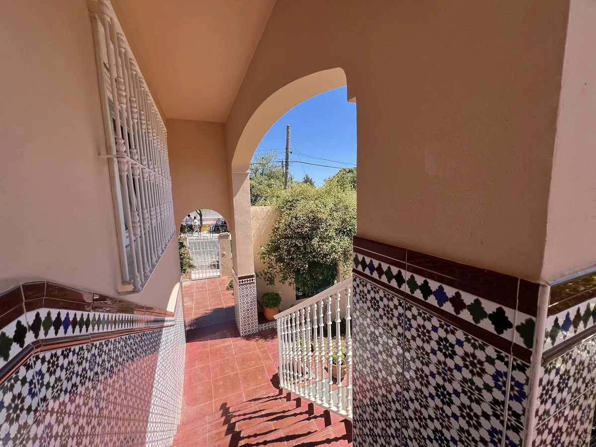 61f5c67f-5a1f-49f2-b311-a32d136c809f