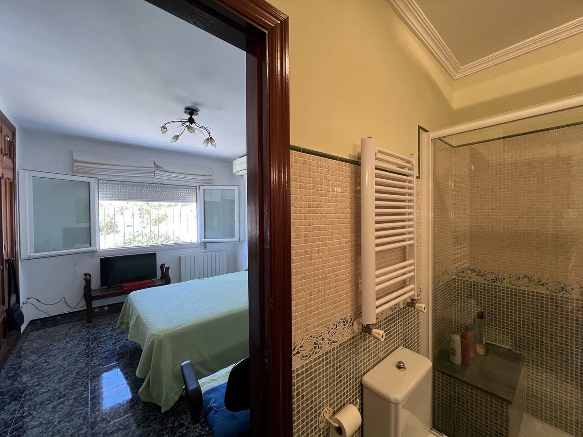 627ebfe7-33f6-46d3-aae6-2c4301f4c337