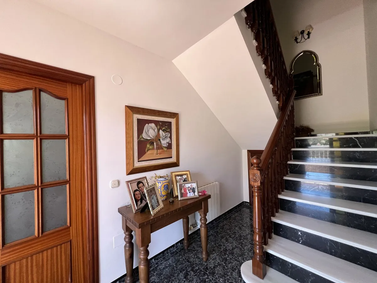 cc8f9ea2-6336-47a0-914b-db91708afd11