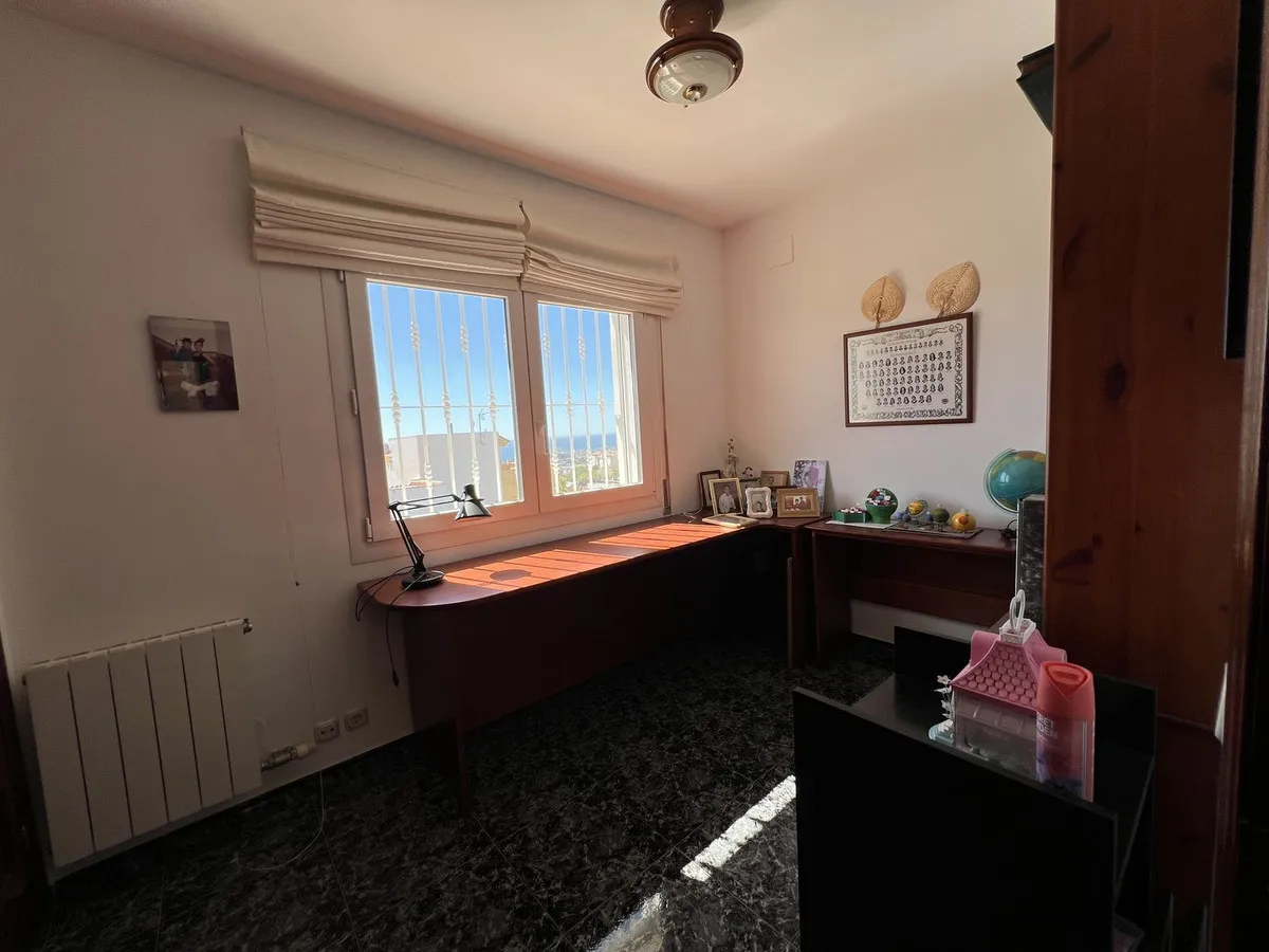 d162a53e-ad57-4c7e-84a4-b17ed6d15d66