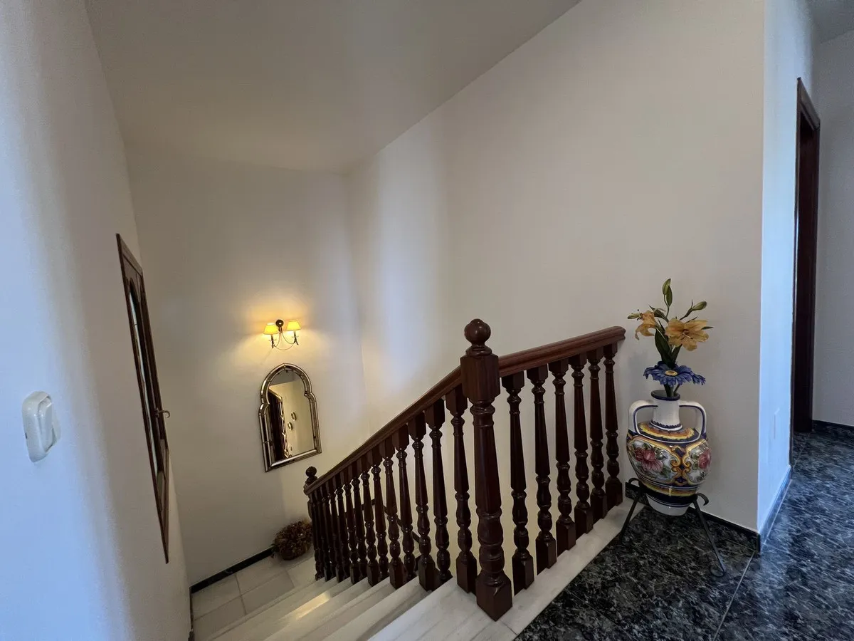 dd9b1883-bb1a-4c89-8888-f8b2357a776a