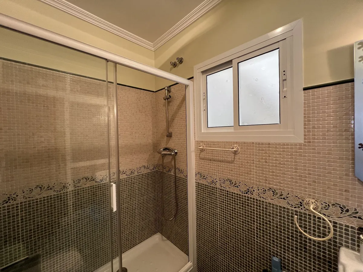 e0740713-f4a1-4d1d-90e8-abe5562b68af