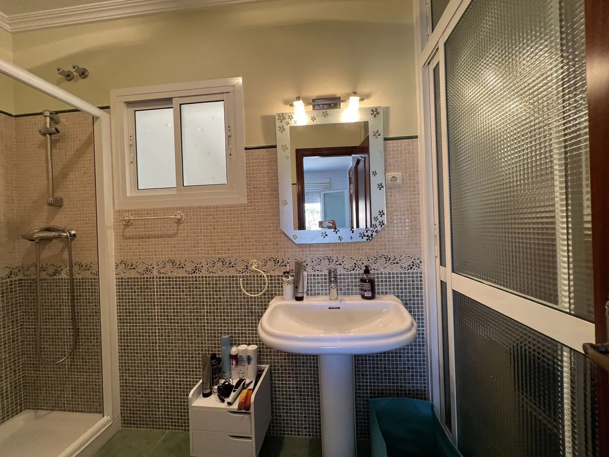 e5099122-187e-4fbe-80e5-8451c162378a