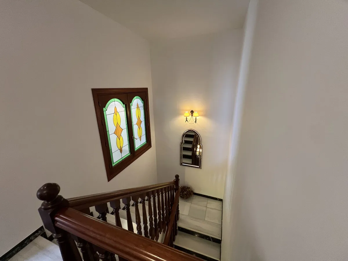 e8e9ed26-362b-4c92-9911-f1cfe06b0b87