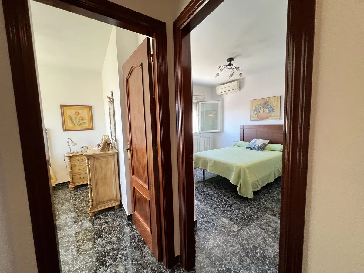 f404fda1-2ef9-407a-8fe2-1e2056014f74