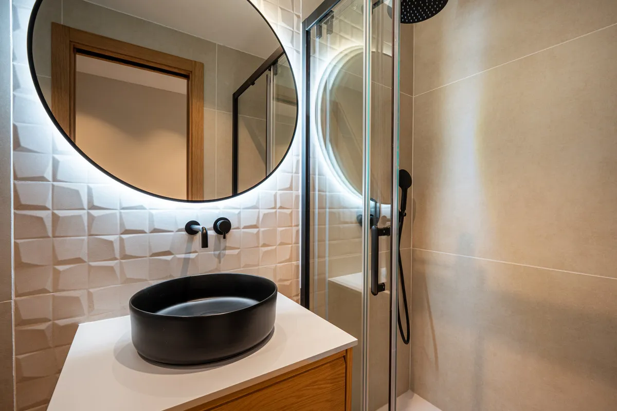 20f587ca-bcb6-4268-9c63-718de883e072