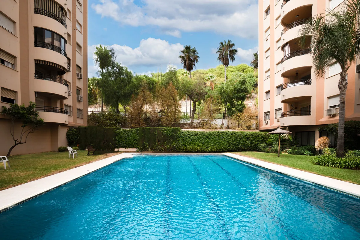 c4ab5176-0206-4930-840e-042a8da2ab84