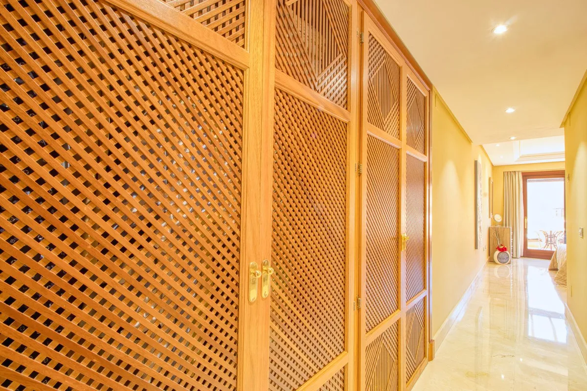 2f362455-d8e2-4e6d-ad7e-ee9784757b3b