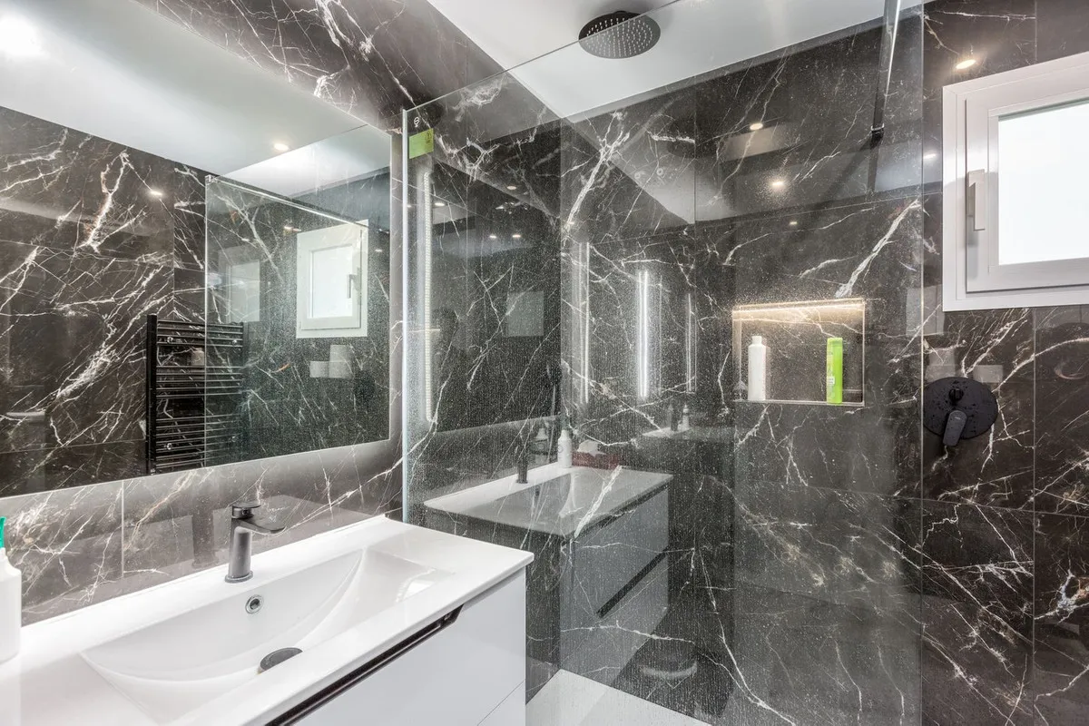 f705a106-9924-4f32-9ca5-71e17682c2a4