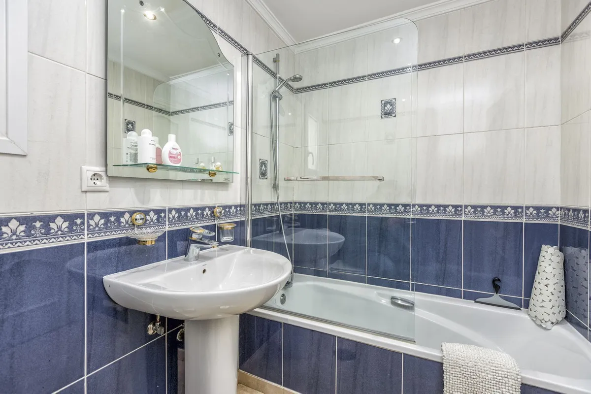 9a478ccd-4376-43da-8178-2ec72162ba65