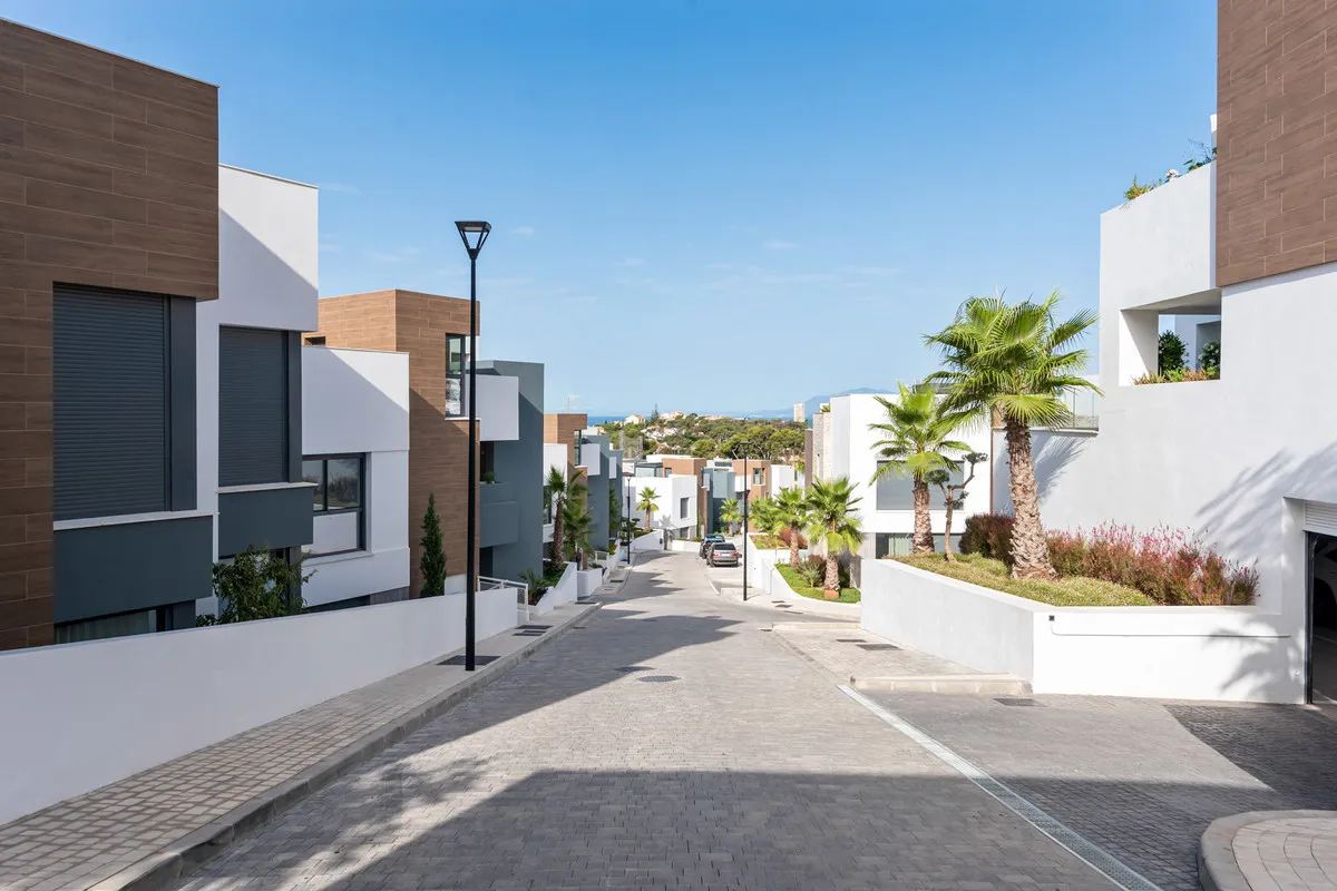 4d1a2299-b8d3-4570-a3d0-1414eabe69c3