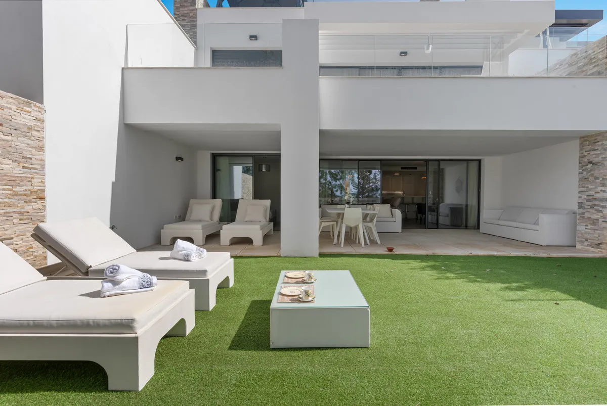 9b91bbdd-f4dd-4296-8fec-ca2d9b6d956a