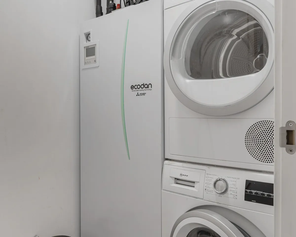 9d167b4c-4250-40e7-a4b1-31cf172709cb