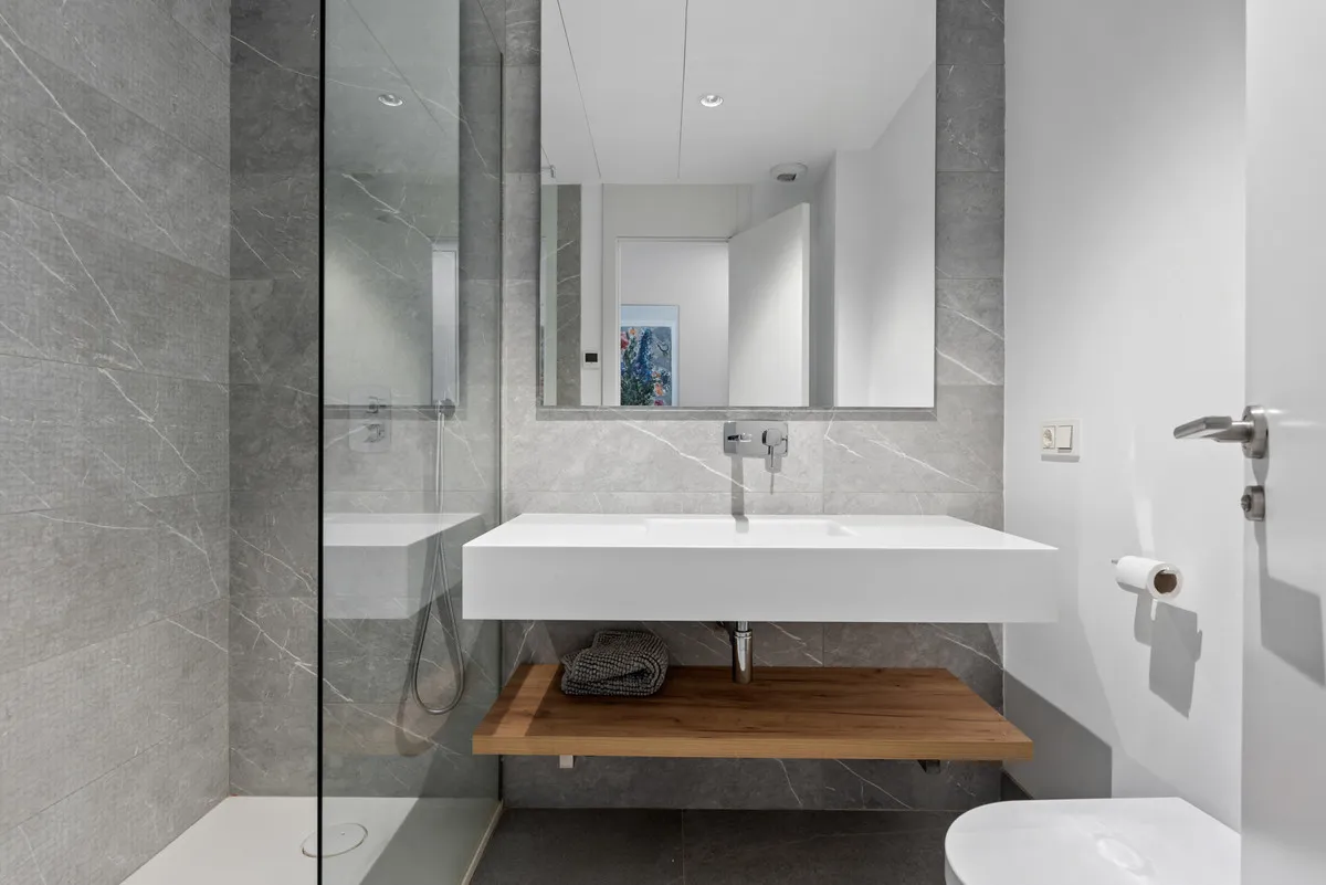 c7cf611e-d760-4578-9e8e-8c39bddb34cd