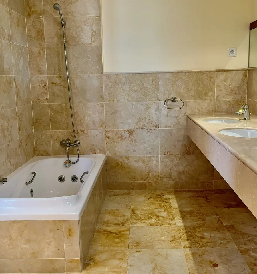 26c89ee1-d7f5-47d7-bd40-13f10d5b0330