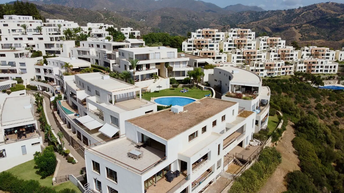 48f4fb4f-4349-4f1a-af58-d4728104906e