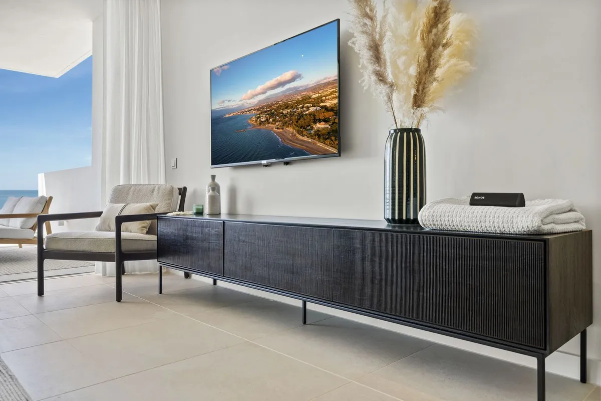 6853bbd4-7bfa-4840-b3d5-0c000a8980d4