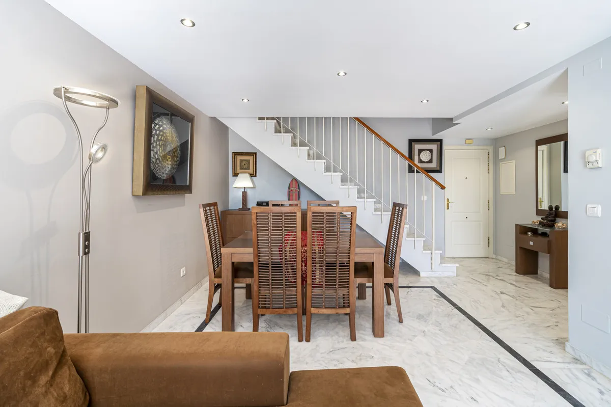 9c27383e-42e2-458e-920d-802f8f002124