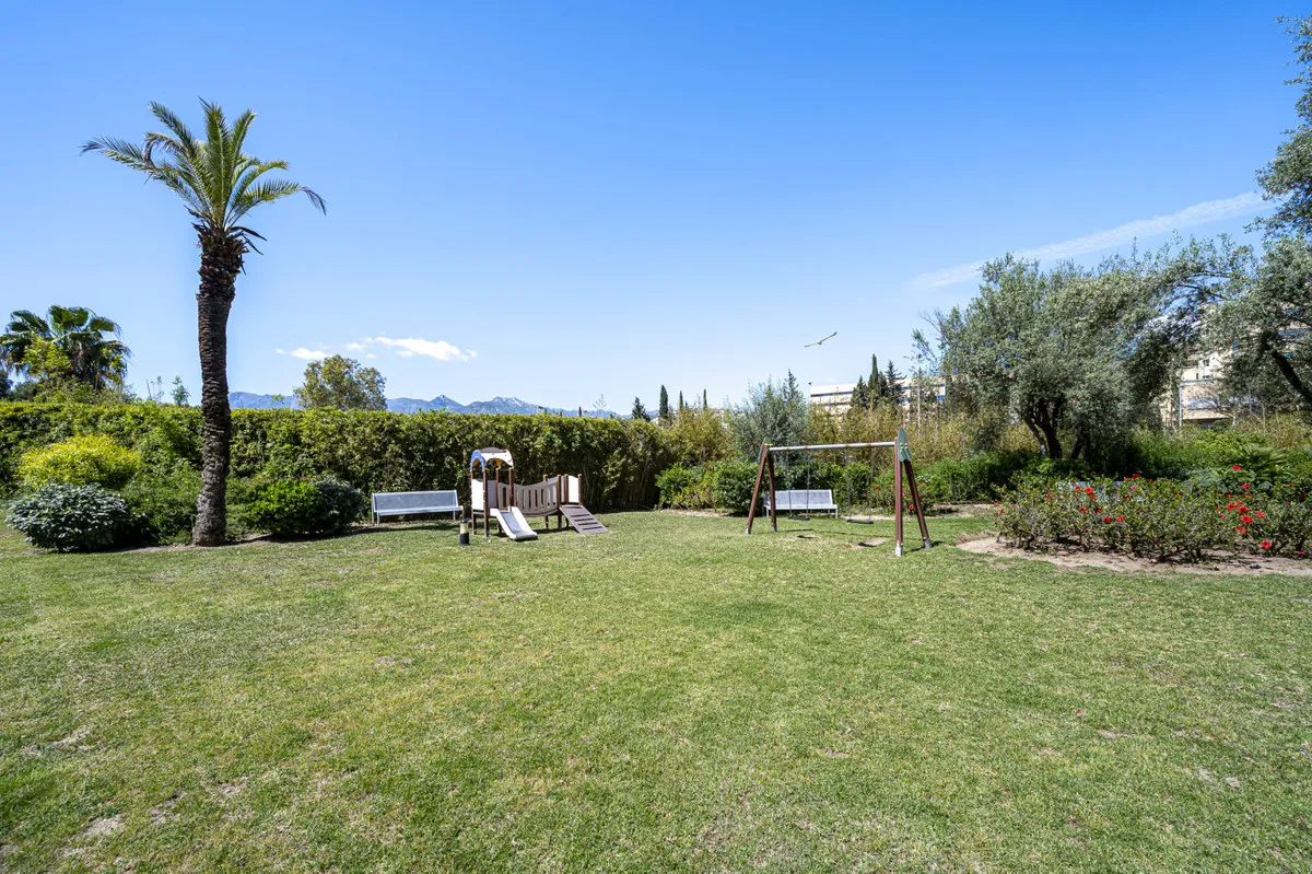 c28649ba-105e-4617-bcaa-cffad1eb95a2