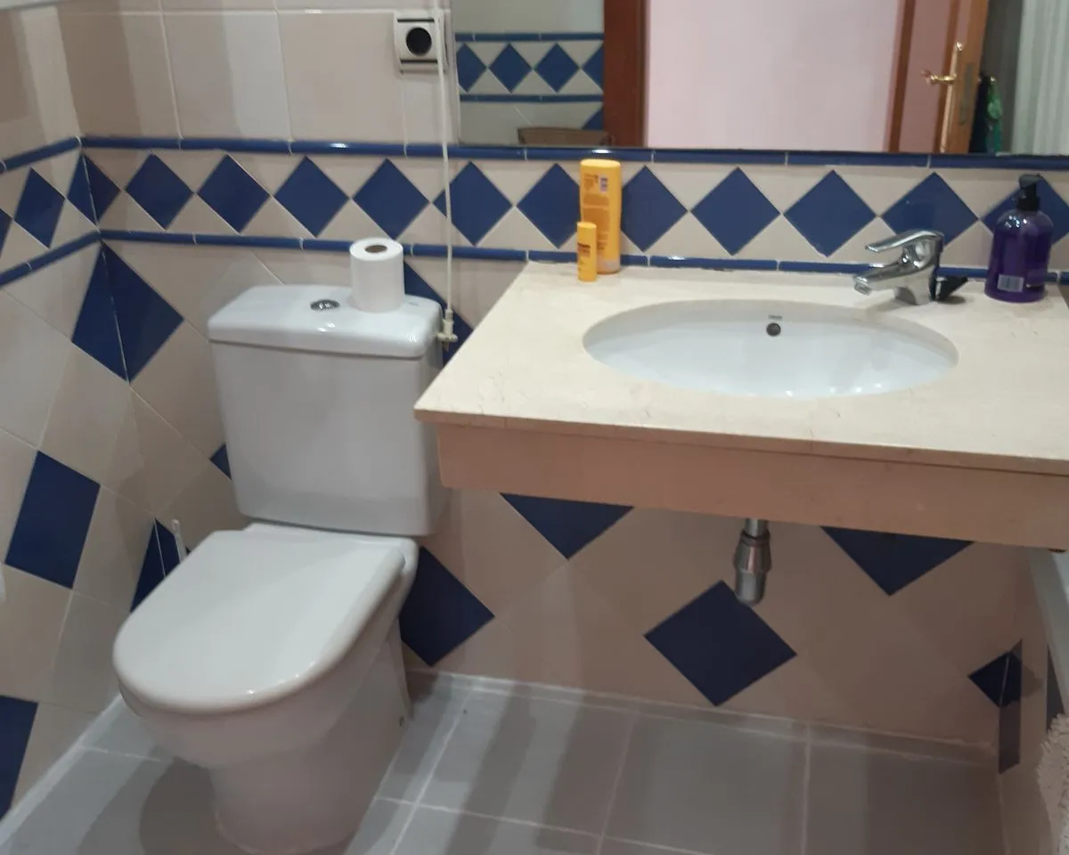 d00de85e-6e6e-455e-a439-f4f2c5b9c950