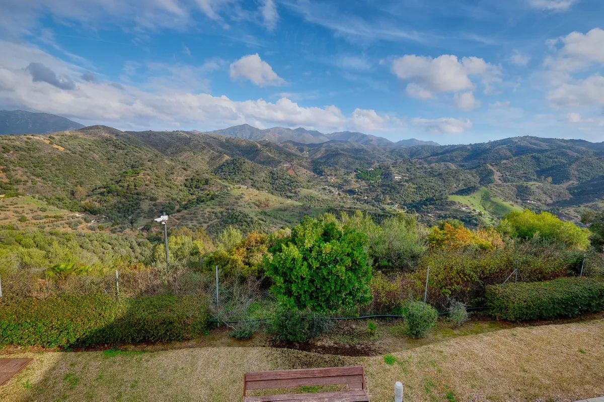 0b7ad523-8ab1-4f94-85e6-04b252e00c81